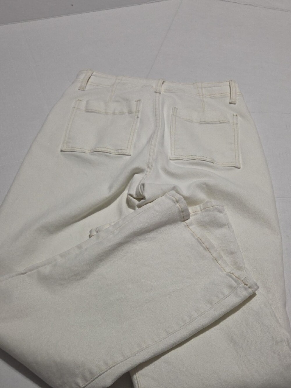 Cream Wide-Leg Jeans with Utility Front Pockets - Picture 9 of 9